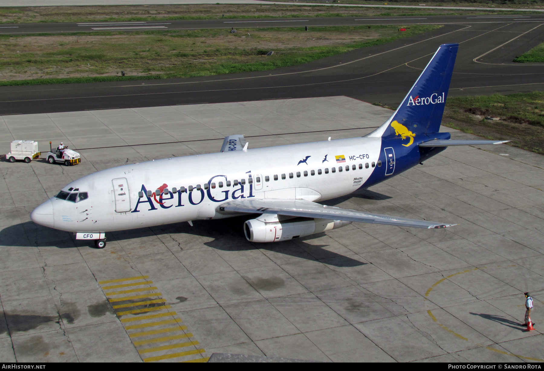 Aircraft Photo of HC-CFO | Boeing 737-2E3/Adv | AeroGal | AirHistory.net #220265