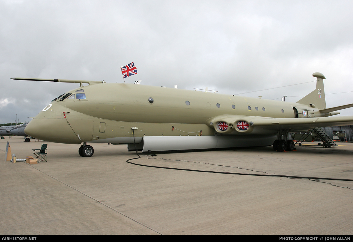 Aircraft Photo of XV230 | Hawker Siddeley HS-801 Nimrod MR.2P | UK - Air Force | AirHistory.net #220279