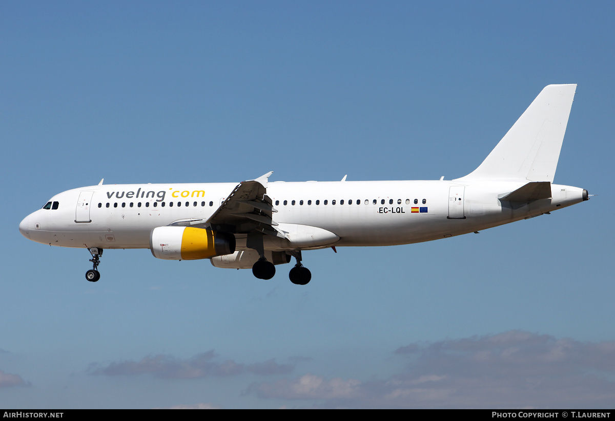 Aircraft Photo of EC-LQL | Airbus A320-232 | Vueling Airlines | AirHistory.net #220345