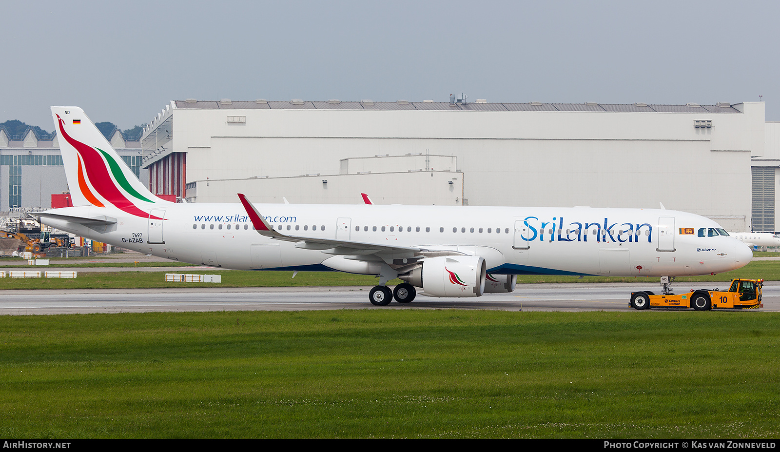 Aircraft Photo of D-AZAB | Airbus A321-251N | SriLankan Airlines | AirHistory.net #220443