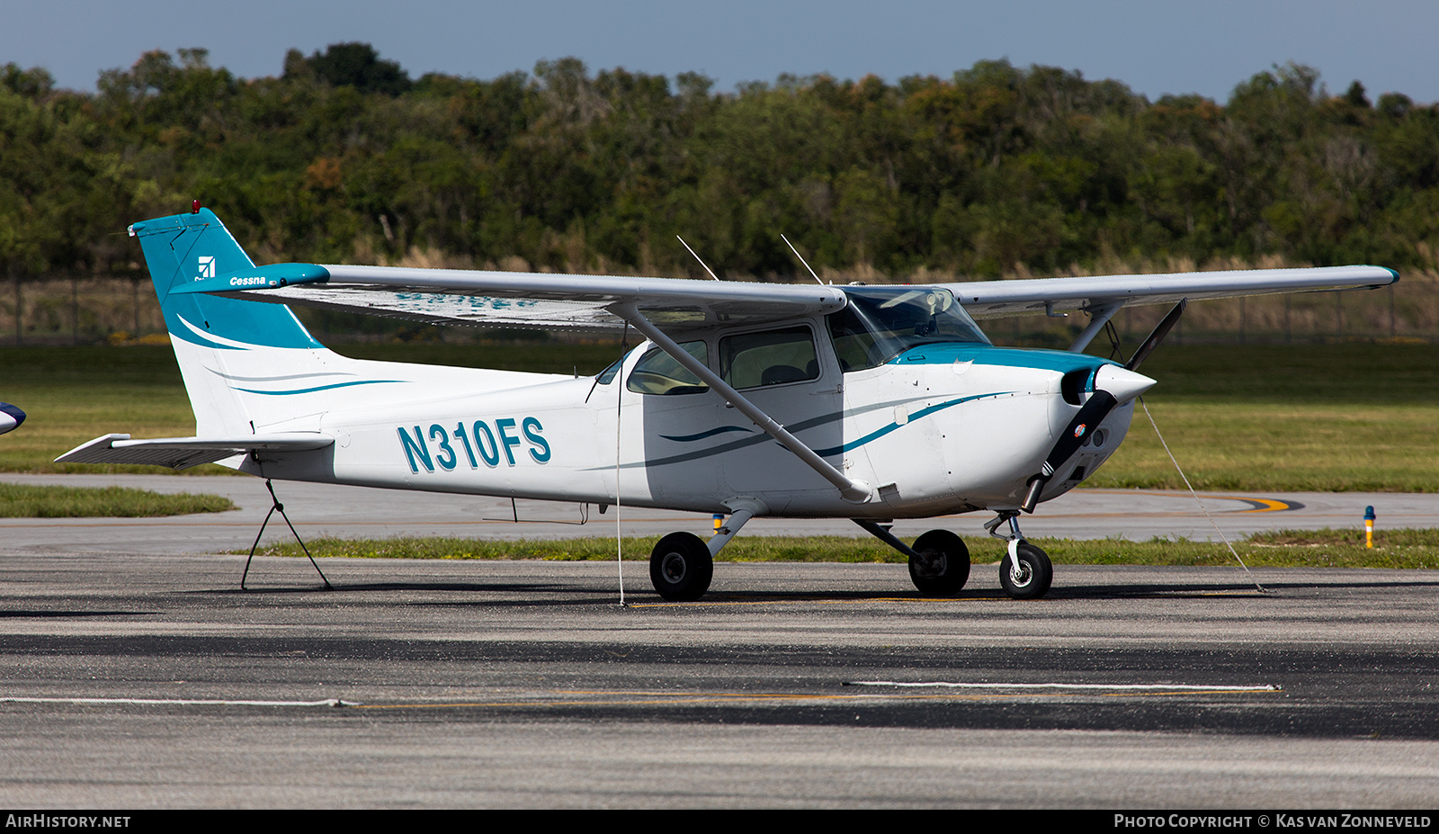 Aircraft Photo of N310FS | Cessna 172N Skyhawk | AirHistory.net #220536