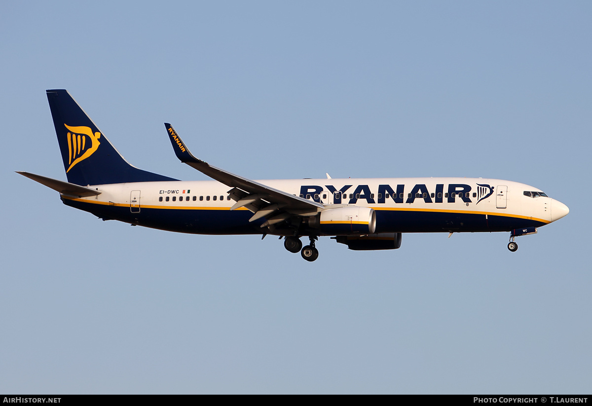 Aircraft Photo of EI-DWC | Boeing 737-8AS | Ryanair | AirHistory.net #220545