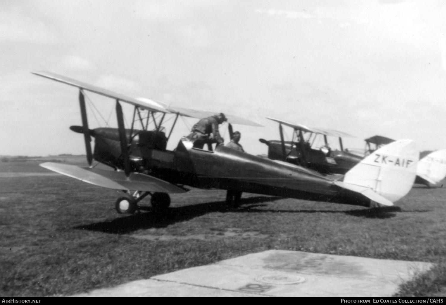 Aircraft Photo of ZK-AIF | De Havilland D.H. 82A Tiger Moth | Auckland Aero Club | AirHistory.net #220583