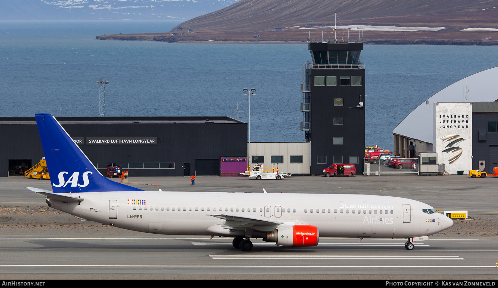 Aircraft Photo of LN-RPR | Boeing 737-883 | Scandinavian Airlines - SAS | AirHistory.net #220625