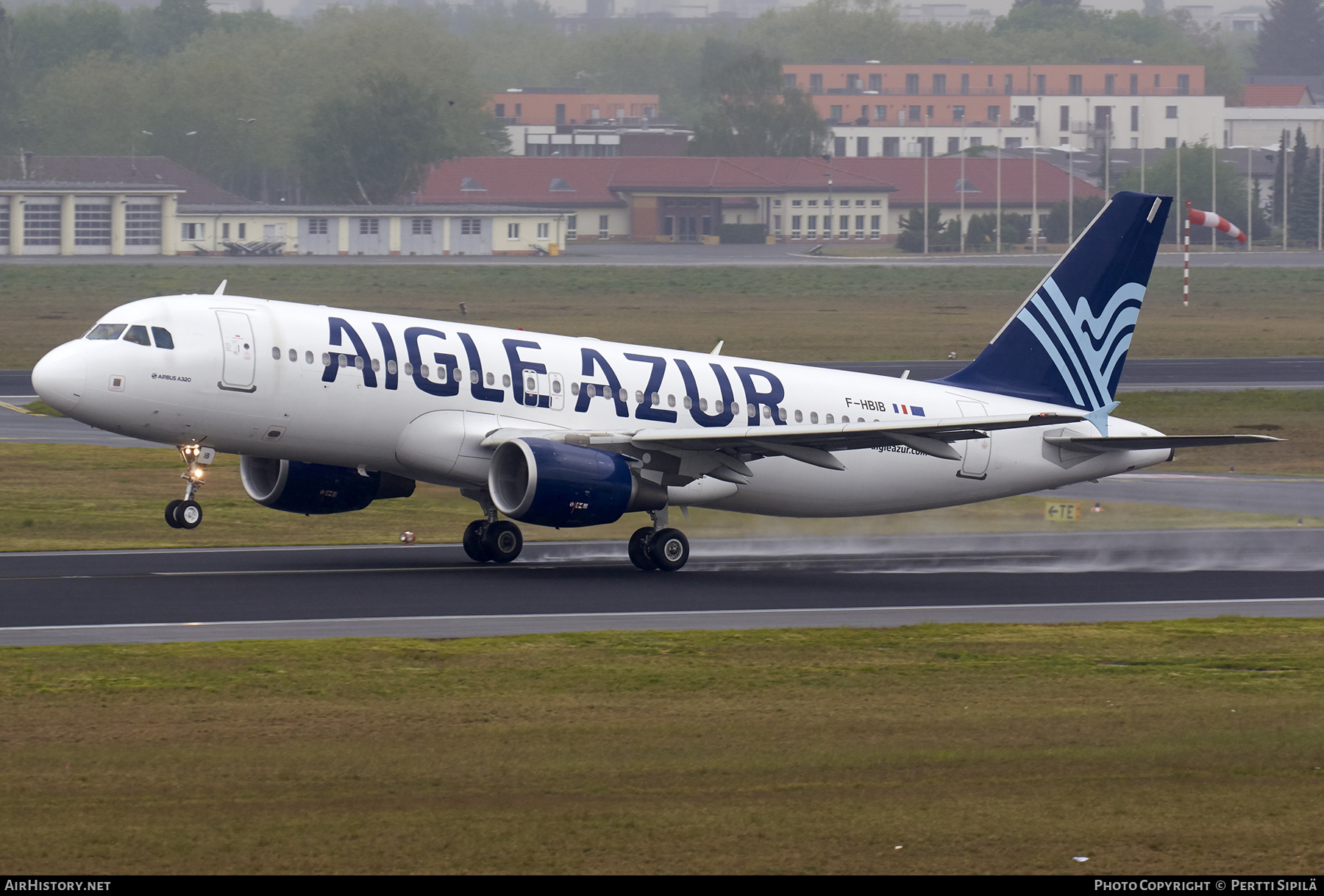 Aircraft Photo of F-HBIB | Airbus A320-214 | Aigle Azur | AirHistory.net #220673