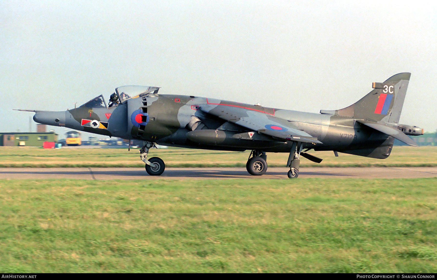Aircraft Photo of XZ129 | Hawker Siddeley Harrier GR3 | UK - Air Force | AirHistory.net #220710