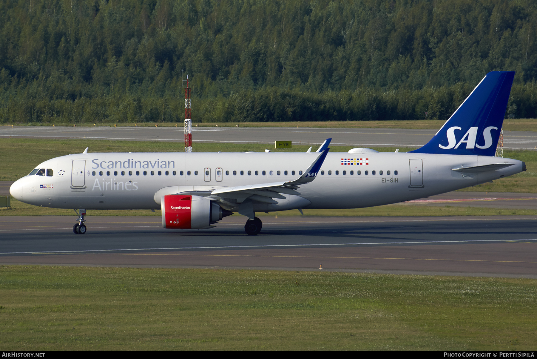 Aircraft Photo of EI-SIH | Airbus A320-251N | Scandinavian Airlines - SAS | AirHistory.net #220808