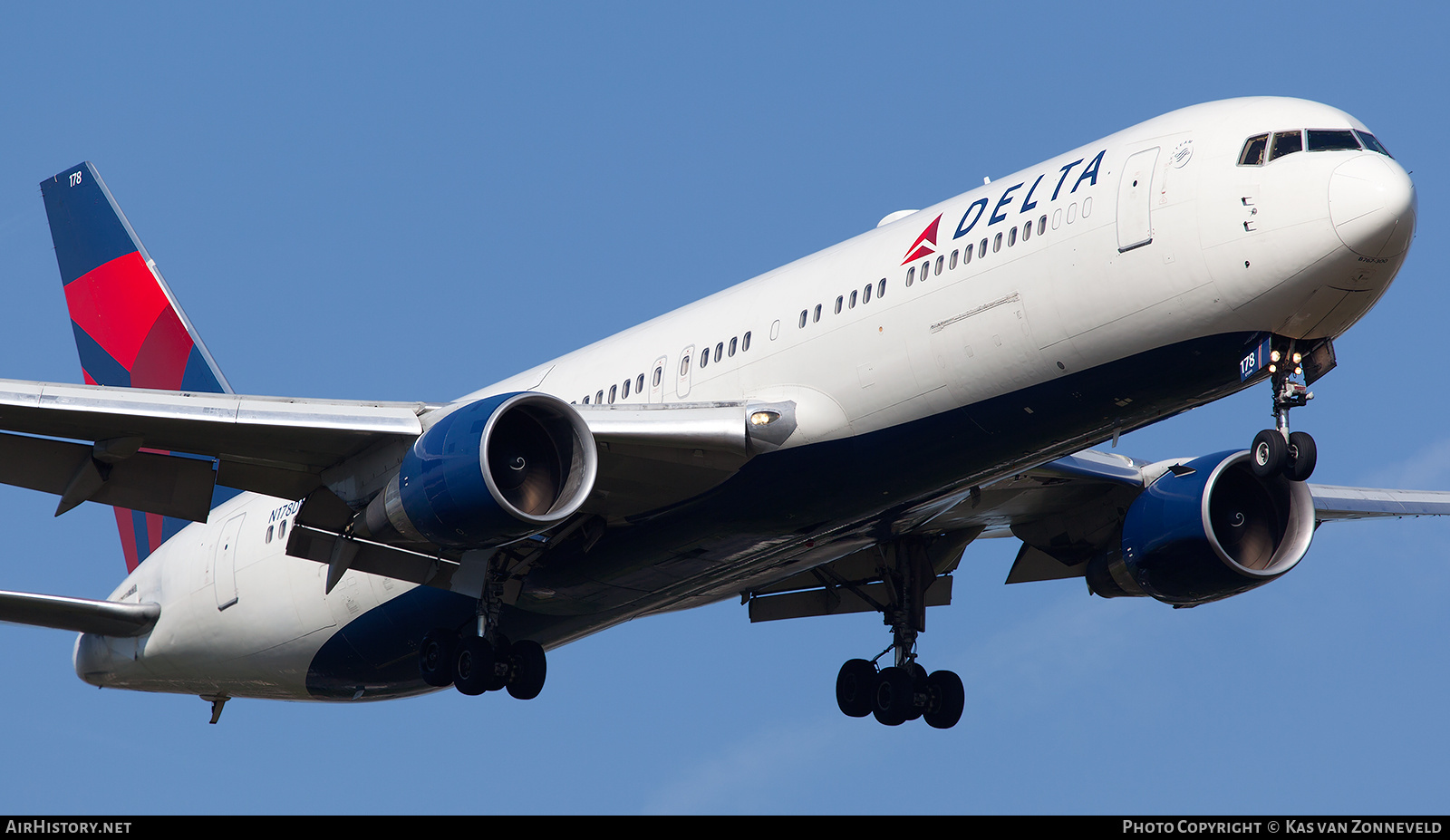 Aircraft Photo of N178DN | Boeing 767-332/ER | Delta Air Lines | AirHistory.net #220836
