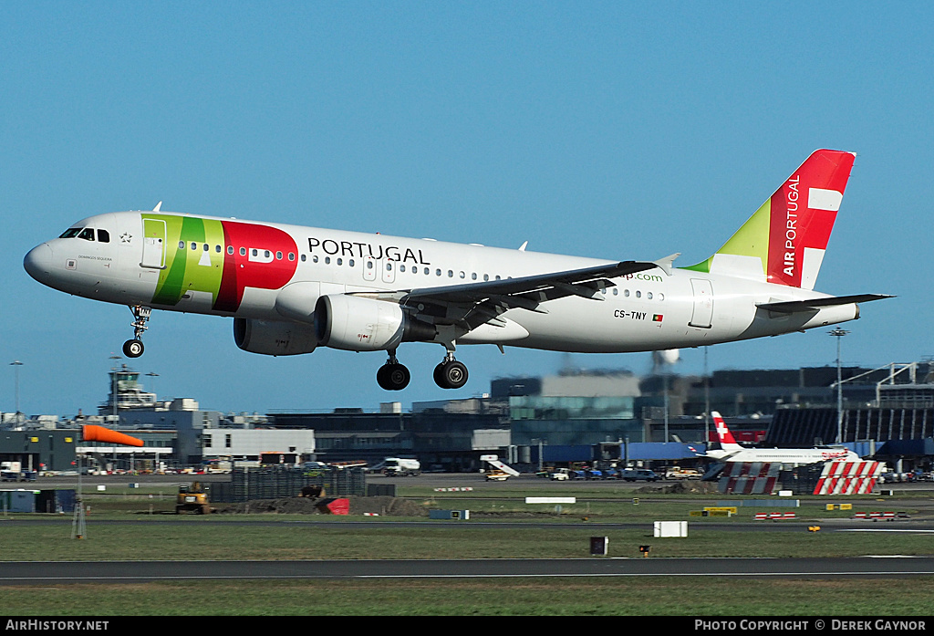 Aircraft Photo of CS-TNY | Airbus A320-214 | TAP Air Portugal | AirHistory.net #220935