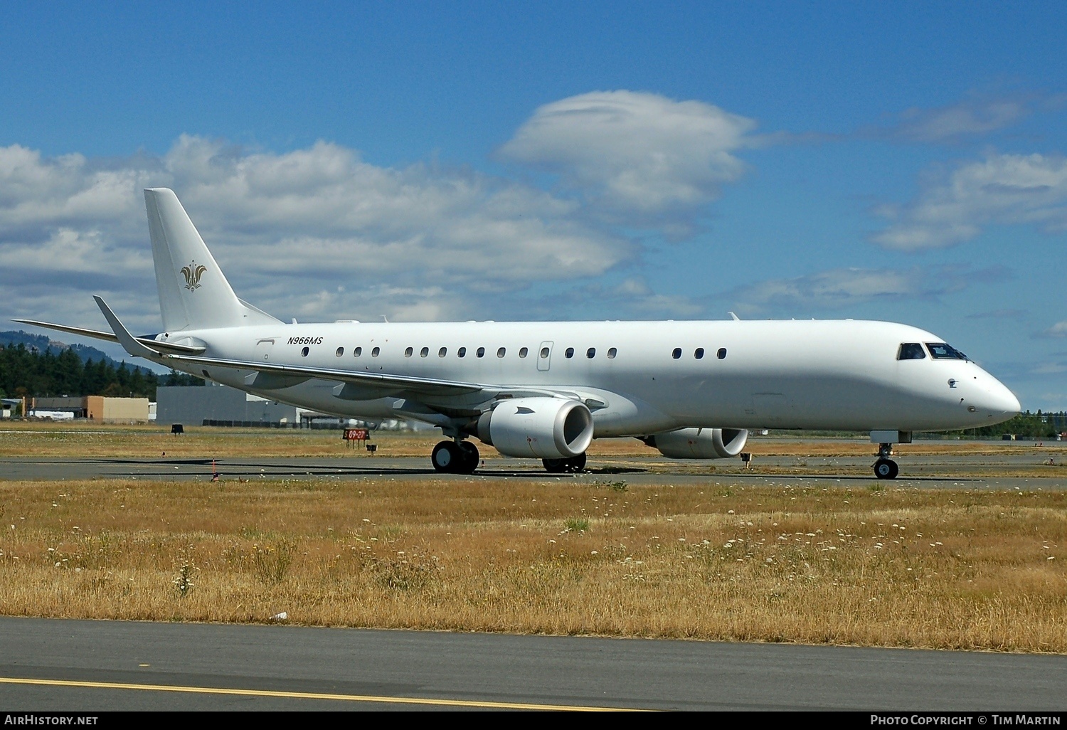 Aircraft Photo of N966MS | Embraer Lineage 1000 (ERJ-190-100ECJ) | AirHistory.net #220941