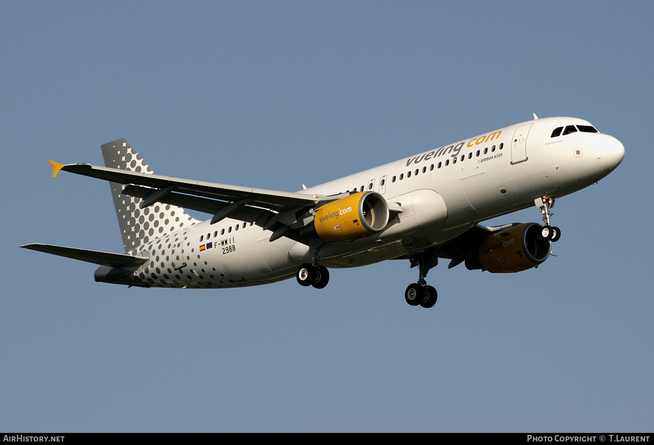 Aircraft Photo of F-WWII | Airbus A320-214 | Vueling Airlines | AirHistory.net #220998