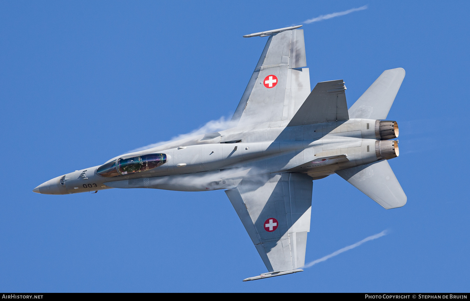 Aircraft Photo of J-5003 | McDonnell Douglas F/A-18C Hornet | Switzerland - Air Force | AirHistory.net #221046