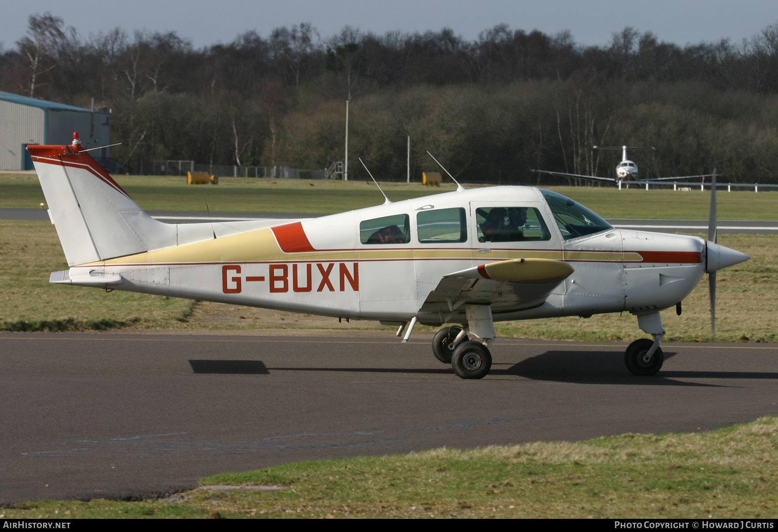 Aircraft Photo of G-BUXN | Beech C23 Sundowner 180 | AirHistory.net #221054
