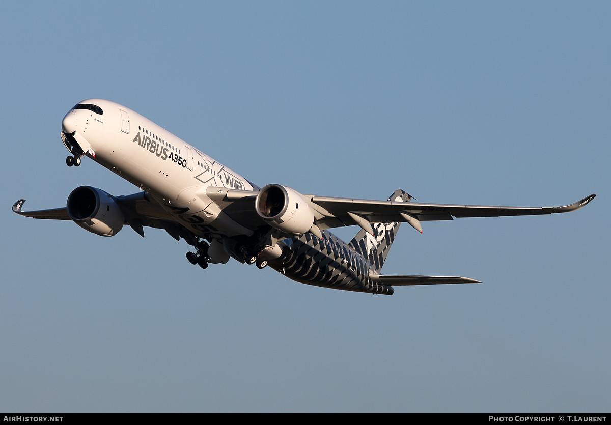 Aircraft Photo of F-WWCF | Airbus A350-941 | Airbus | AirHistory.net #221098
