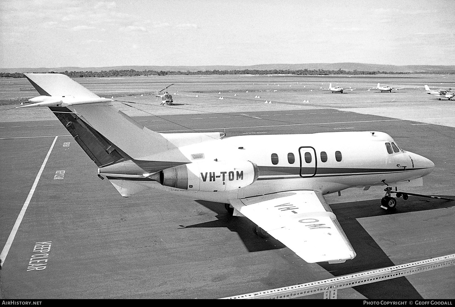 Aircraft Photo of VH-TOM | Hawker Siddeley HS-125-403B | AirHistory.net #221285