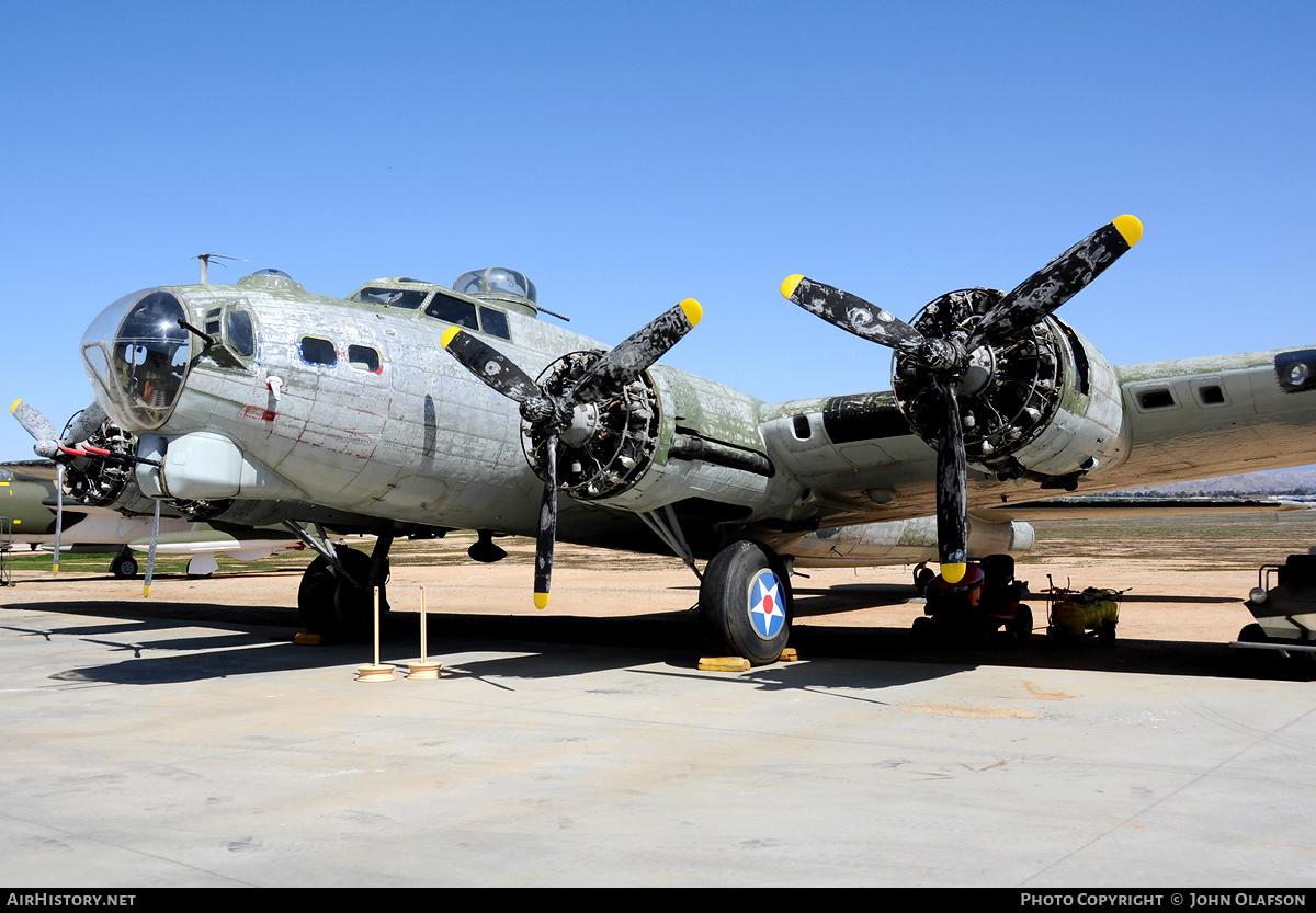 Aircraft Photo of 44-6393 | Boeing B-17G Flying Fortress | USA - Air Force | AirHistory.net #221384