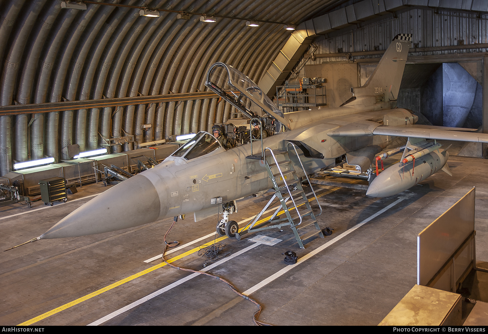 Aircraft Photo of ZE164 | Panavia Tornado F3 | UK - Air Force | AirHistory.net #221403