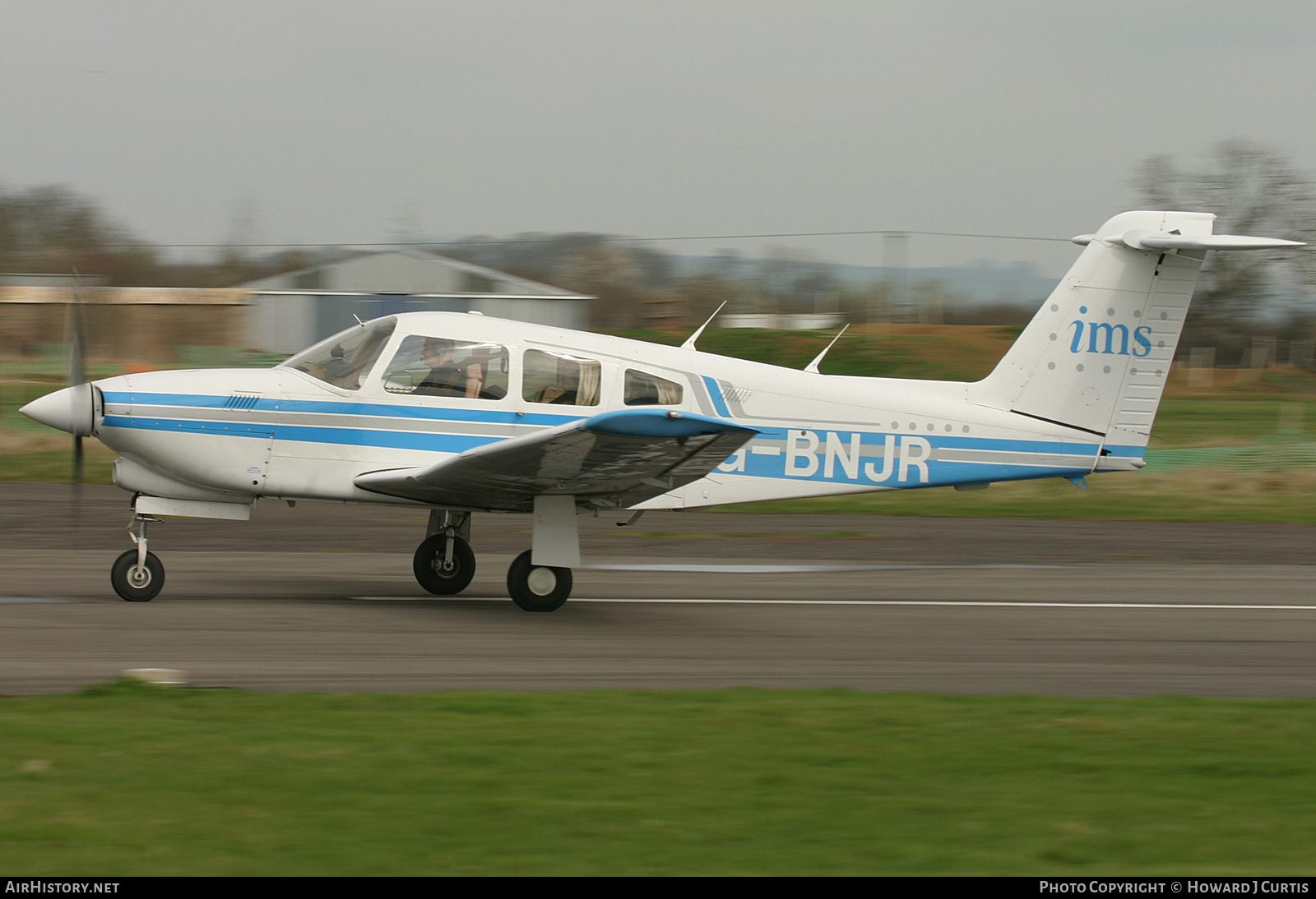 Aircraft Photo of G-BNJR | Piper PA-28RT-201T Turbo Arrow IV | AirHistory.net #221418