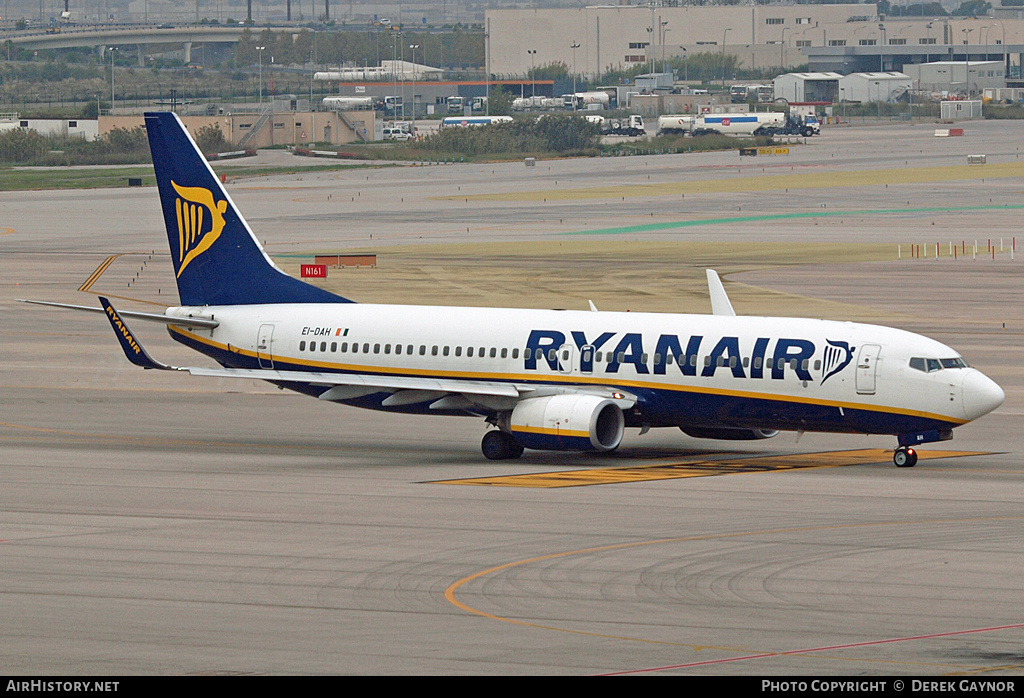Aircraft Photo of EI-DAH | Boeing 737-8AS | Ryanair | AirHistory.net #221430