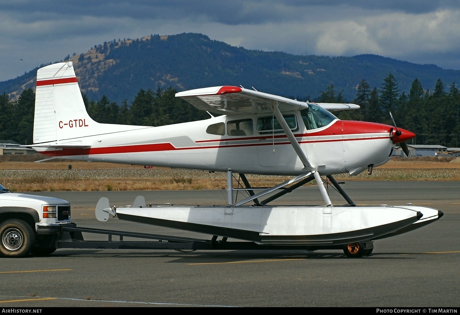 Aircraft Photo of C-GTDL | Cessna 180H Skywagon 180 | AirHistory.net #221484