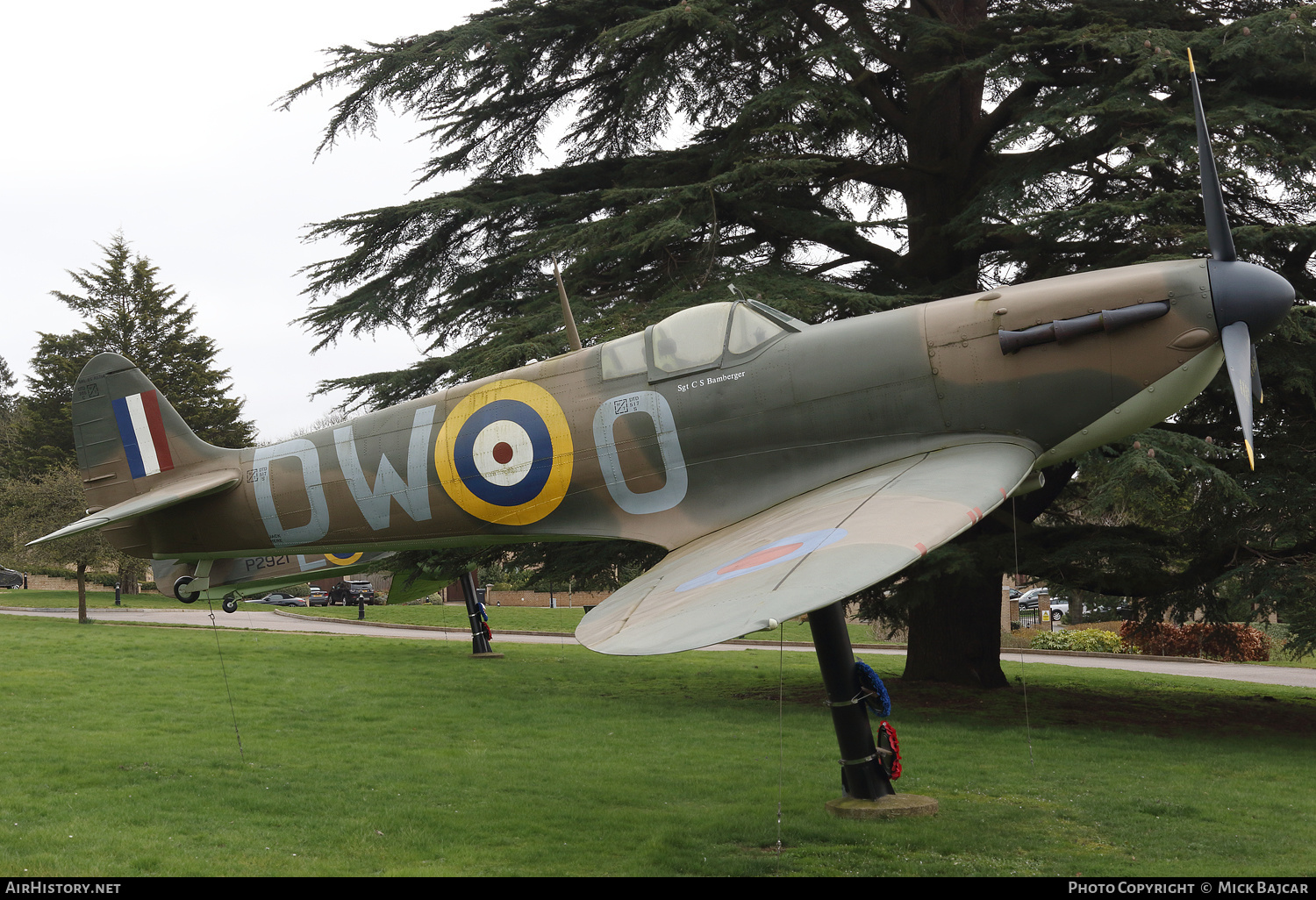 Aircraft Photo of R6595 | Supermarine Spitfire (replica) | UK - Air Force | AirHistory.net #221590