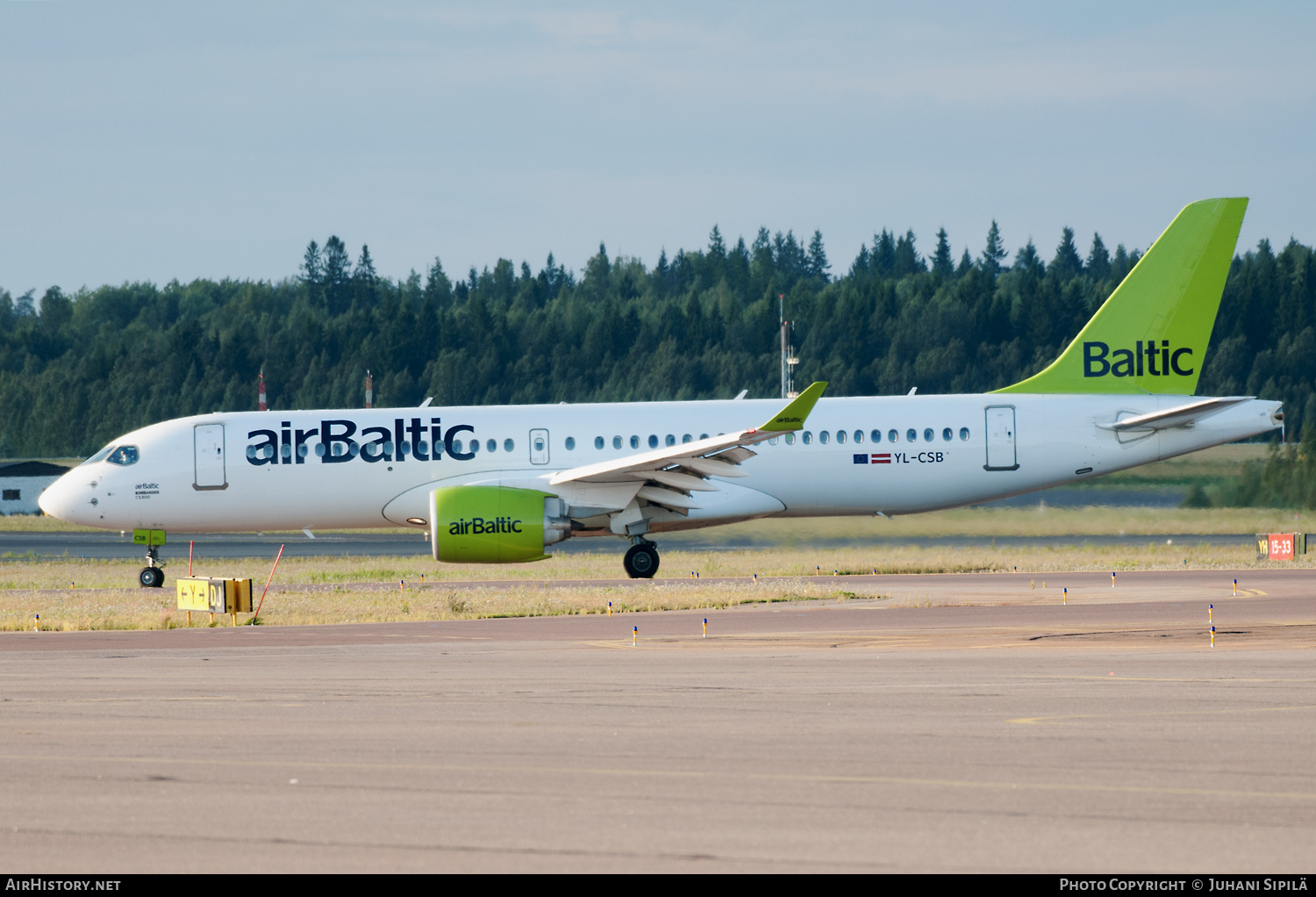 Aircraft Photo of YL-CSB | Bombardier CSeries CS300 (BD-500-1A11) | AirBaltic | AirHistory.net #221908