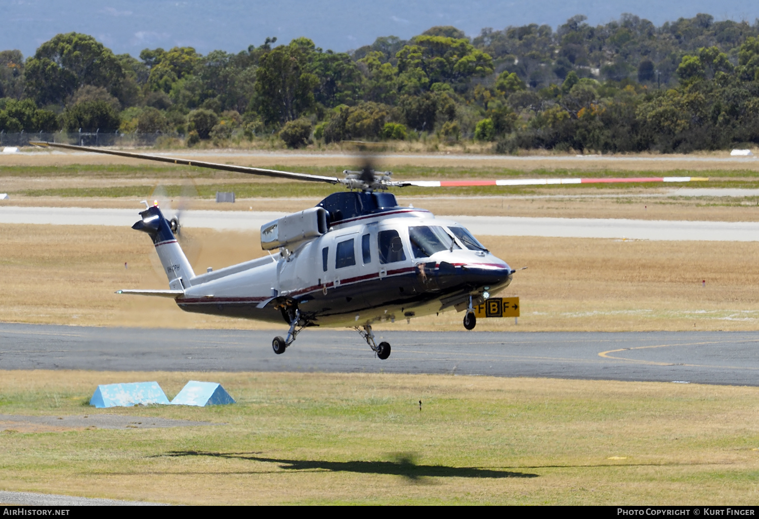 Aircraft Photo of VH-CPH | Sikorsky S-76B | AirHistory.net #222171