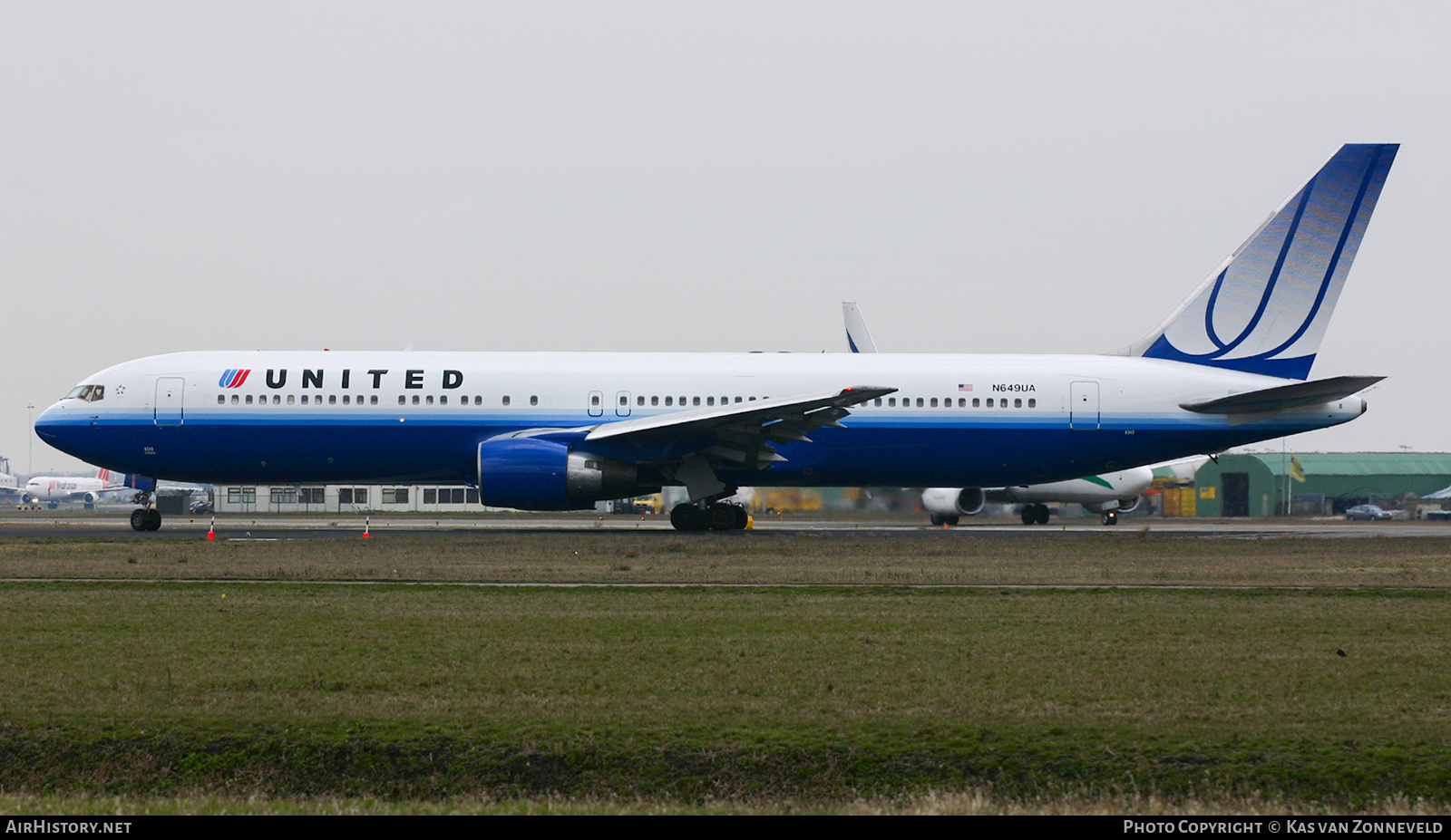 Aircraft Photo of N649UA | Boeing 767-322/ER | United Airlines | AirHistory.net #222201