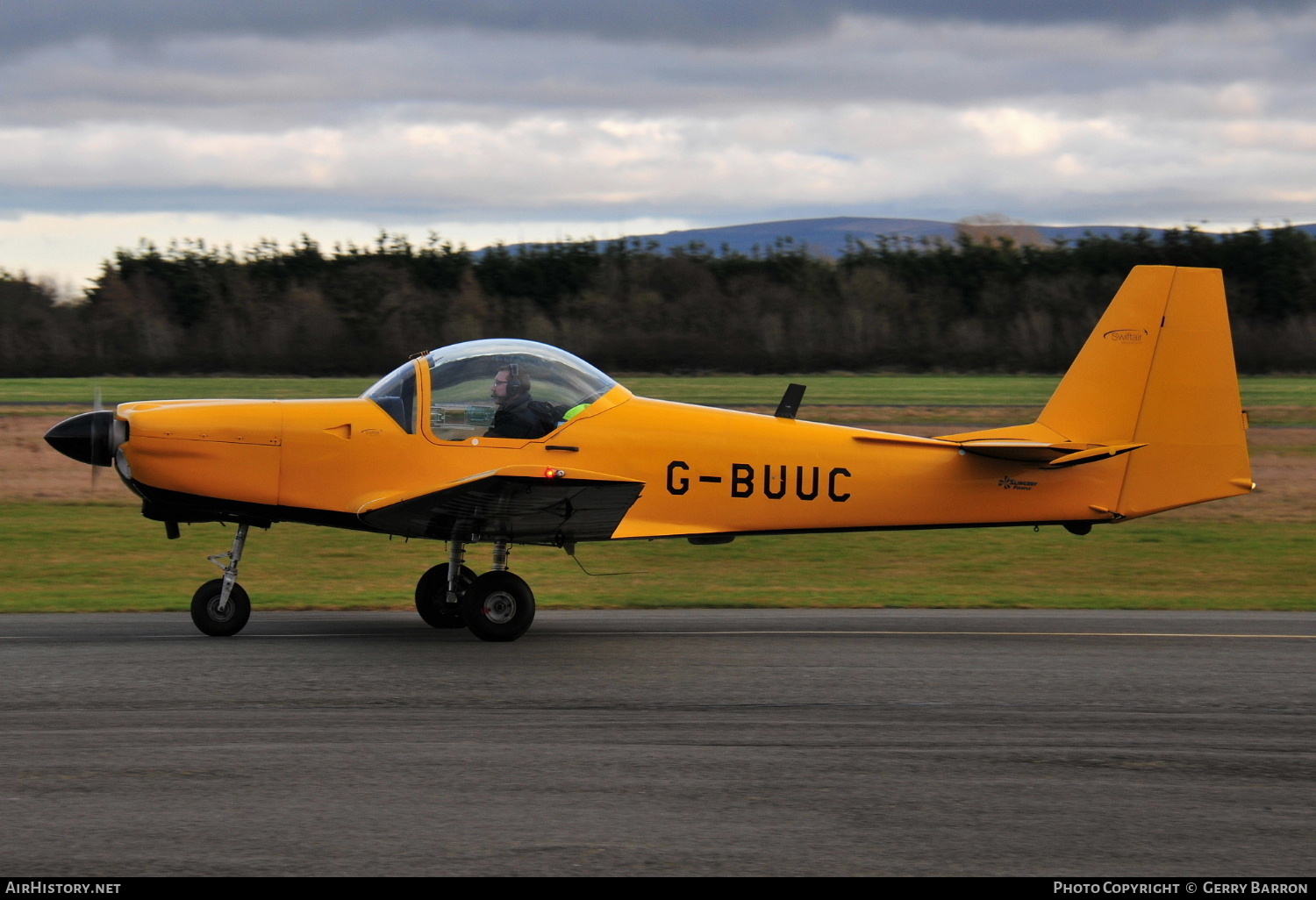 Aircraft Photo of G-BUUC | Slingsby T-67M Firefly Mk2 | Swiftair Maintenance | AirHistory.net #222299
