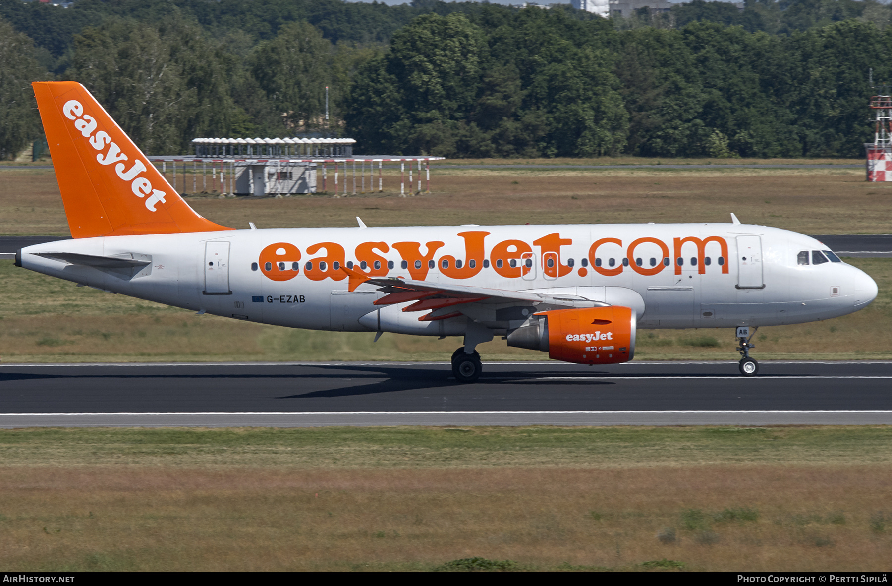 Aircraft Photo of G-EZAB | Airbus A319-111 | EasyJet | AirHistory.net #222360