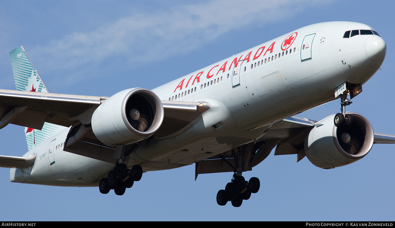 Aircraft Photo of C-FIUF | Boeing 777-233/LR | Air Canada | AirHistory.net #222431