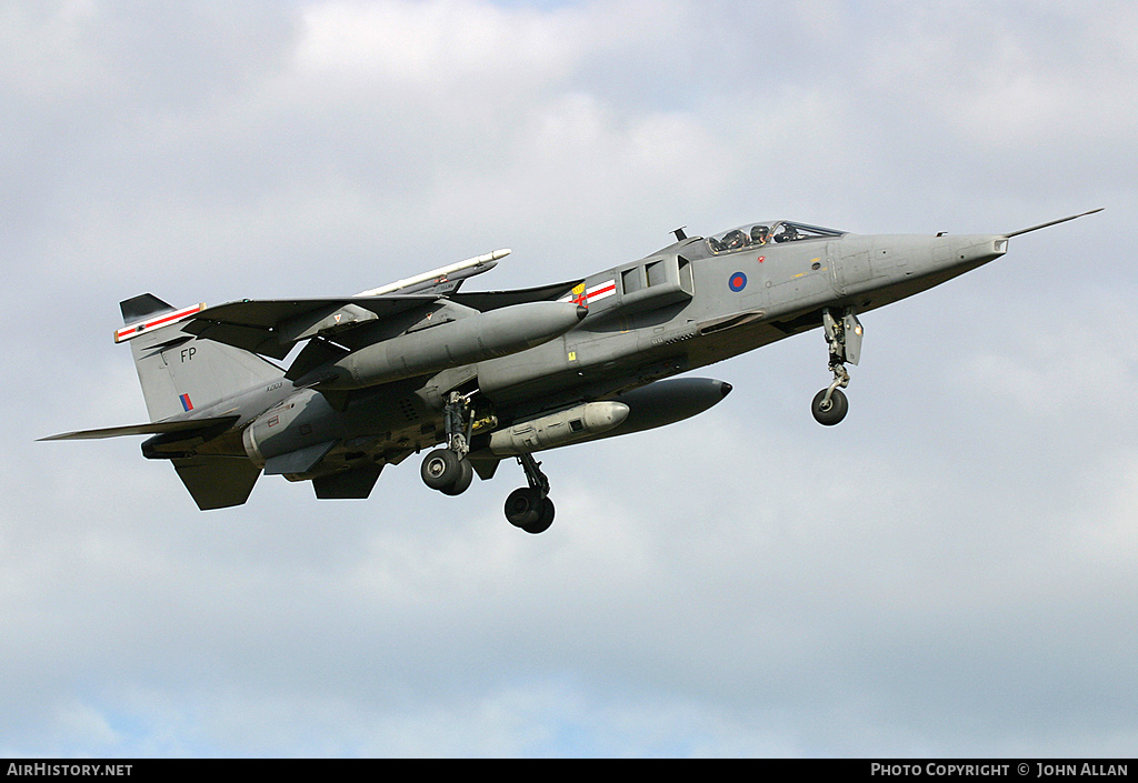 Aircraft Photo of XZ103 | Sepecat Jaguar GR3A | UK - Air Force | AirHistory.net #222442