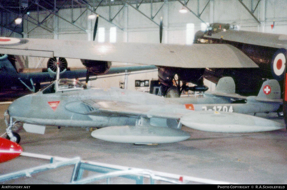 Aircraft Photo of J-1704 | De Havilland D.H. 112 Venom FB54 | Switzerland - Air Force | AirHistory.net #222542