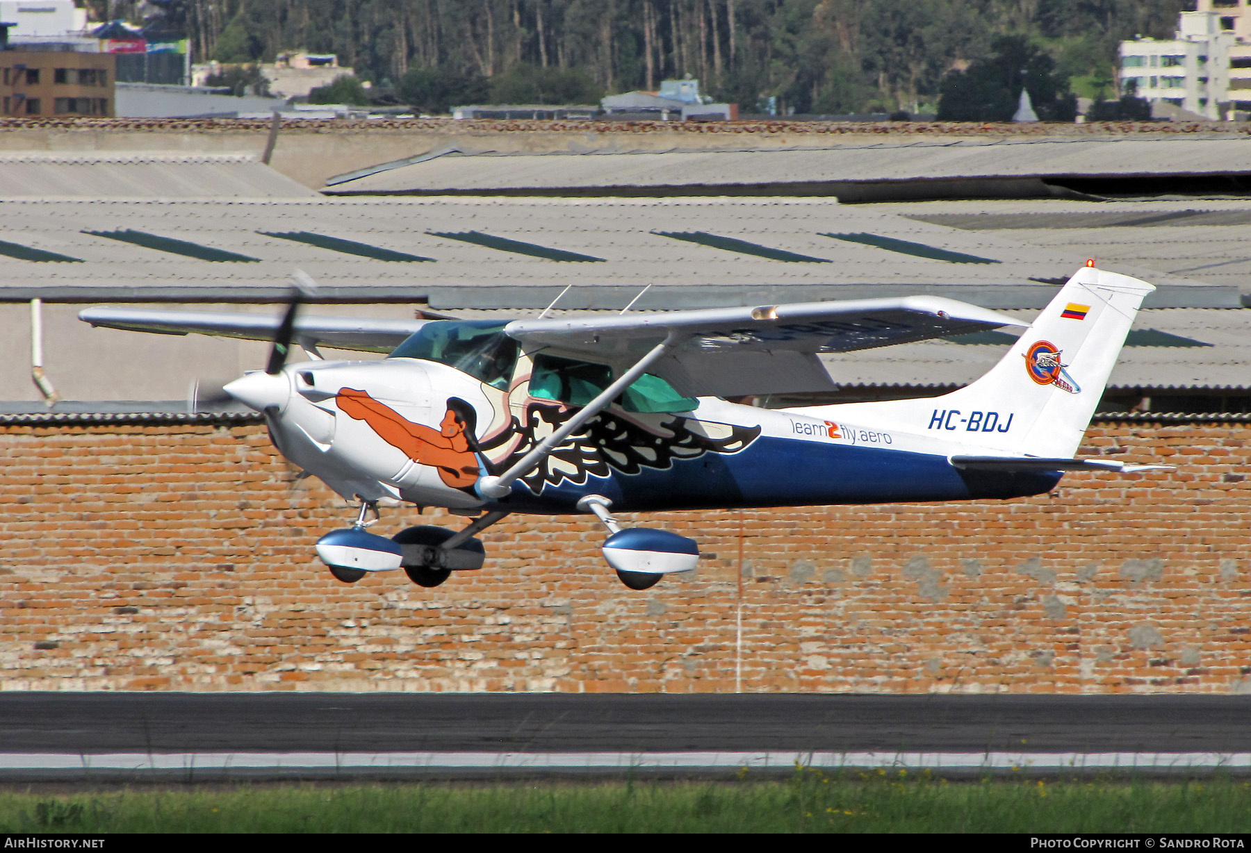 Aircraft Photo of HC-BDJ | Cessna 182P | Ícaro Flight Academy | AirHistory.net #222638