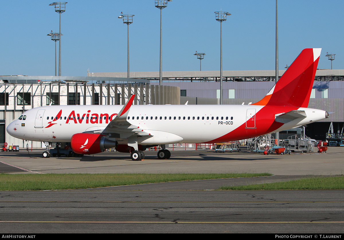 Aircraft Photo of PR-OCD | Airbus A320-214 | Avianca | AirHistory.net #222641