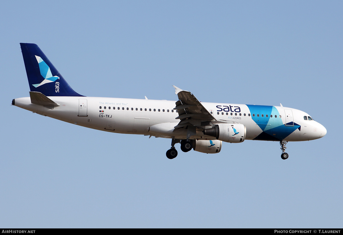 Aircraft Photo of CS-TKJ | Airbus A320-212 | SATA Internacional | AirHistory.net #222712