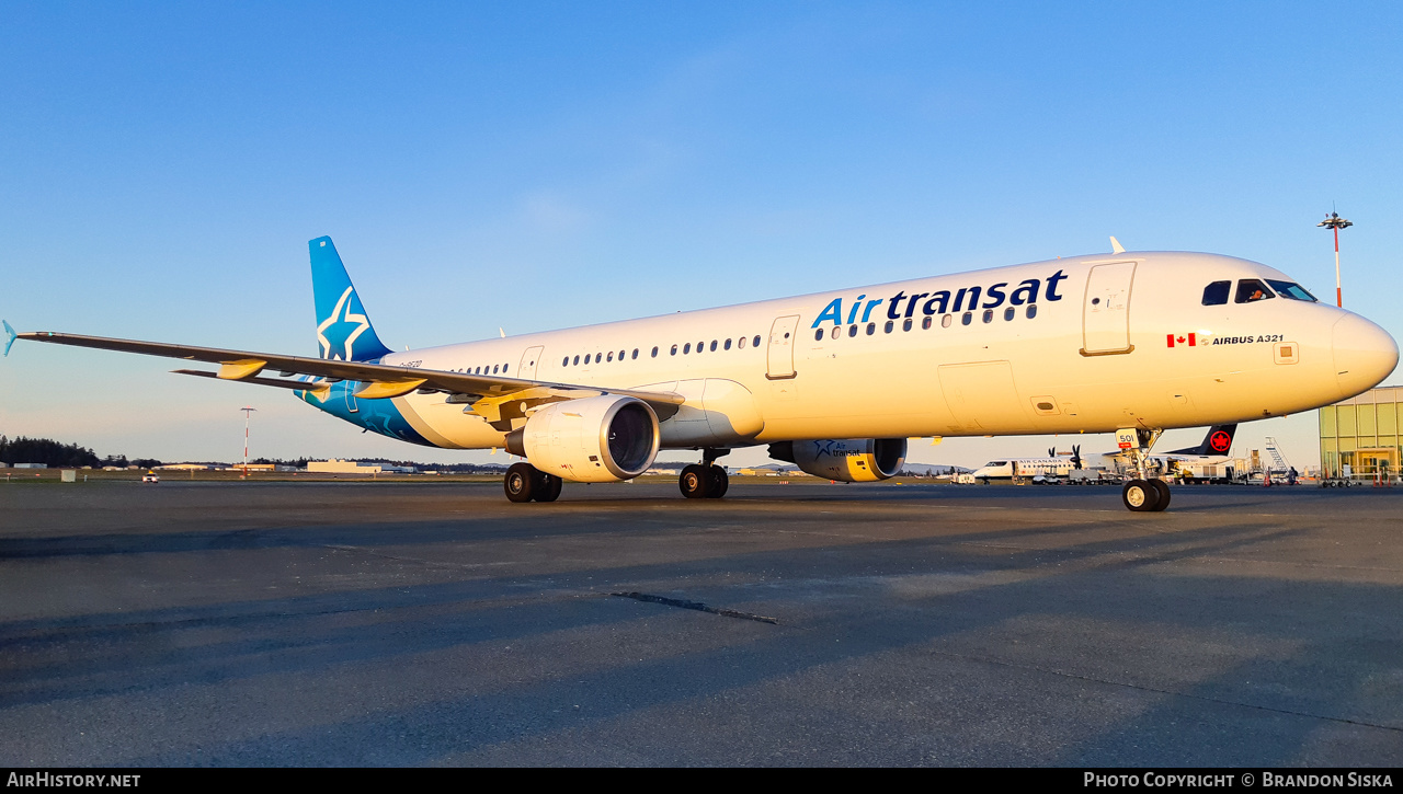 Aircraft Photo of C-GEZD | Airbus A321-211 | Air Transat | AirHistory.net #222807