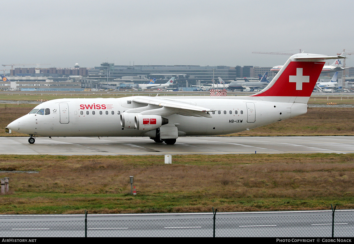 Aircraft Photo of HB-IXW | British Aerospace Avro 146-RJ100 | Swiss International Air Lines | AirHistory.net #222877