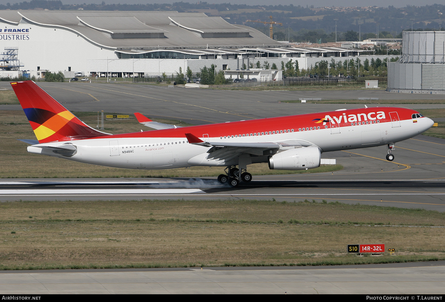 Aircraft Photo of N948AC | Airbus A330-243 | Avianca | AirHistory.net #222895