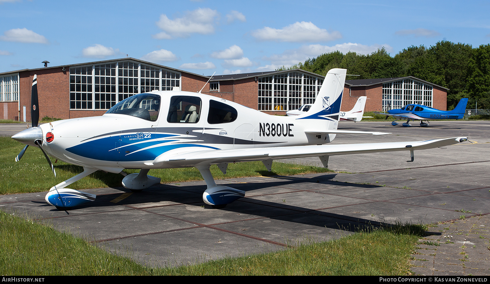 Aircraft Photo of N380UE | Cirrus SR-22 G5 | Redak | AirHistory.net #223000