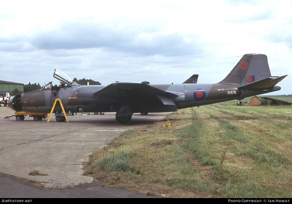Aircraft Photo of XH176 | English Electric Canberra PR9 | UK - Air Force | AirHistory.net #223009