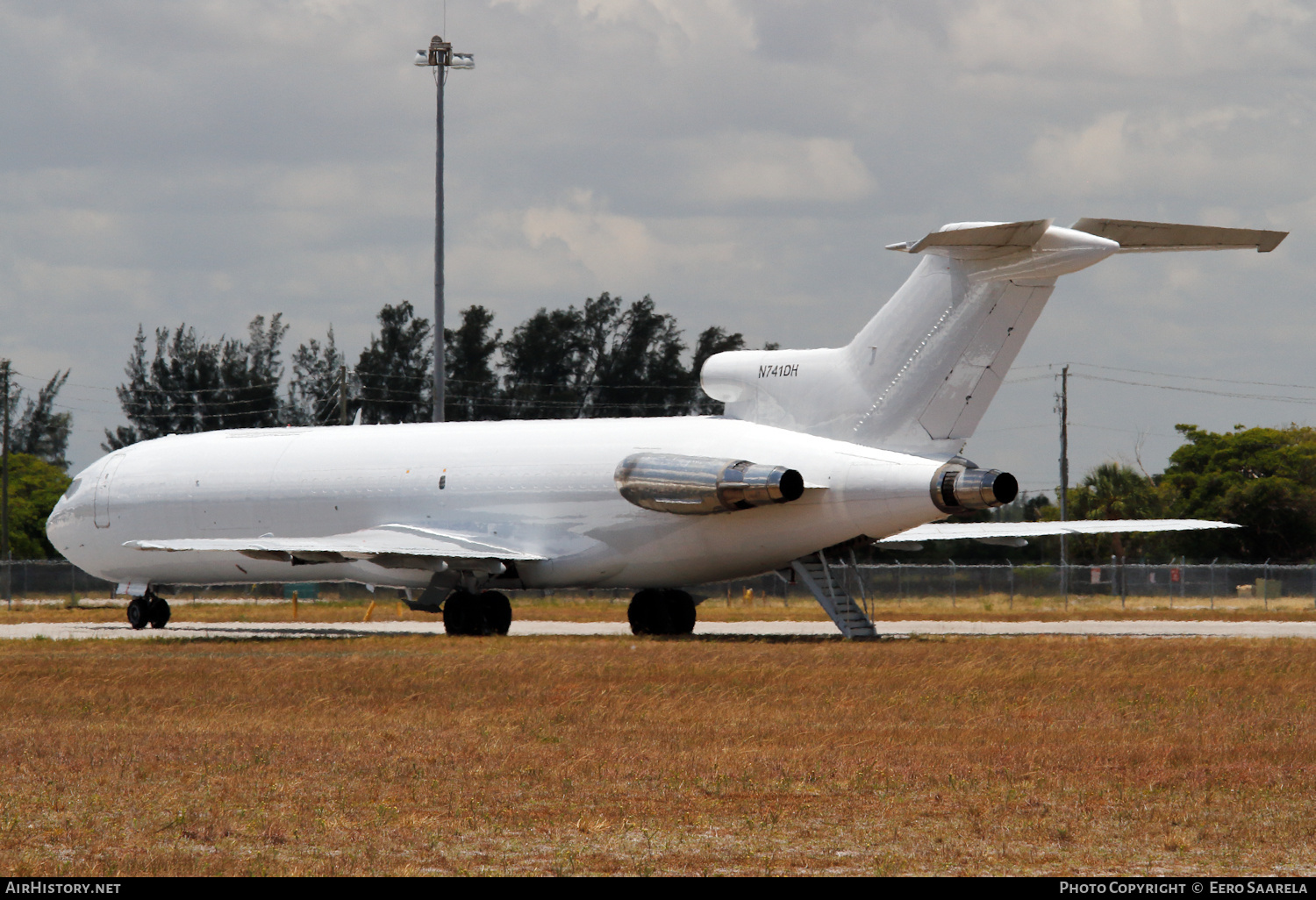 Aircraft Photo of N741DH | Boeing 727-2Q9/Adv(F) | AirHistory.net #223045