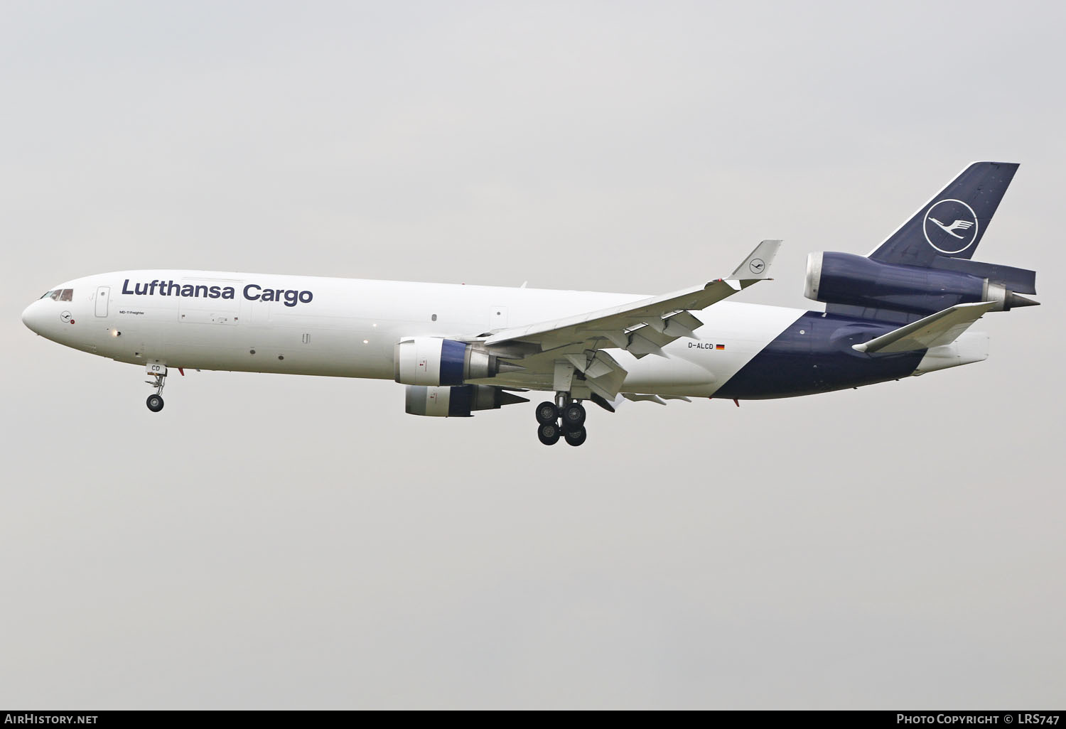 Aircraft Photo of D-ALCD | McDonnell Douglas MD-11F | Lufthansa Cargo | AirHistory.net #223055