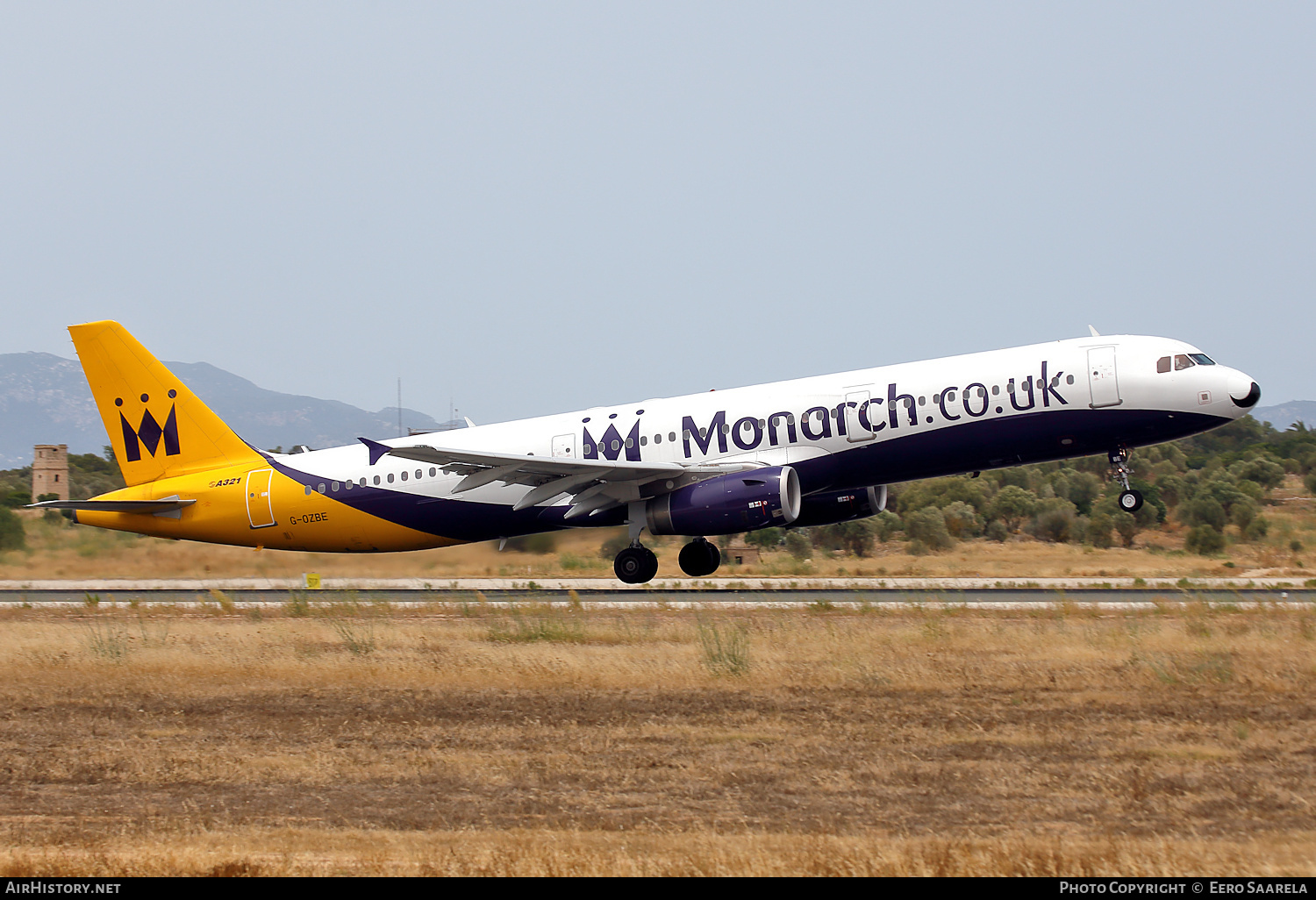 Aircraft Photo of G-OZBE | Airbus A321-231 | Monarch Airlines | AirHistory.net #223065
