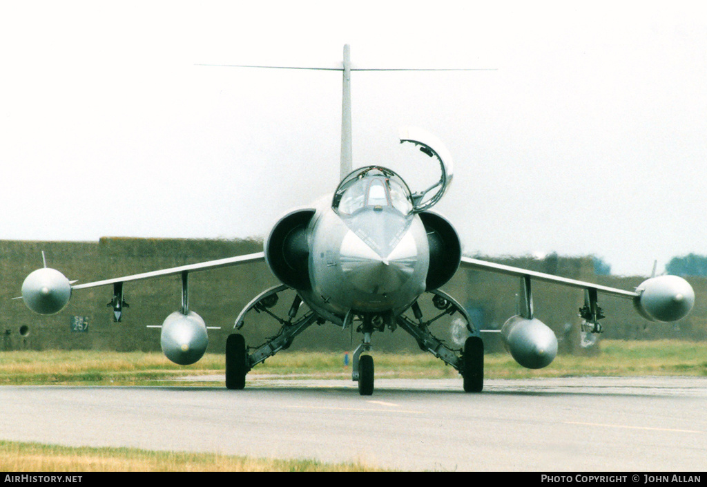 Aircraft Photo of MM6733 | Lockheed F-104S/ASA-M Starfighter | Italy - Air Force | AirHistory.net #223118