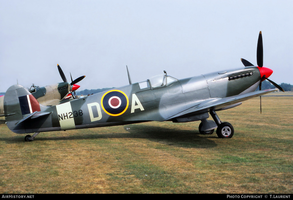 Aircraft Photo of G-MKIX / NH238 | Supermarine 361 Spitfire LF9C | UK - Air Force | AirHistory.net #223181