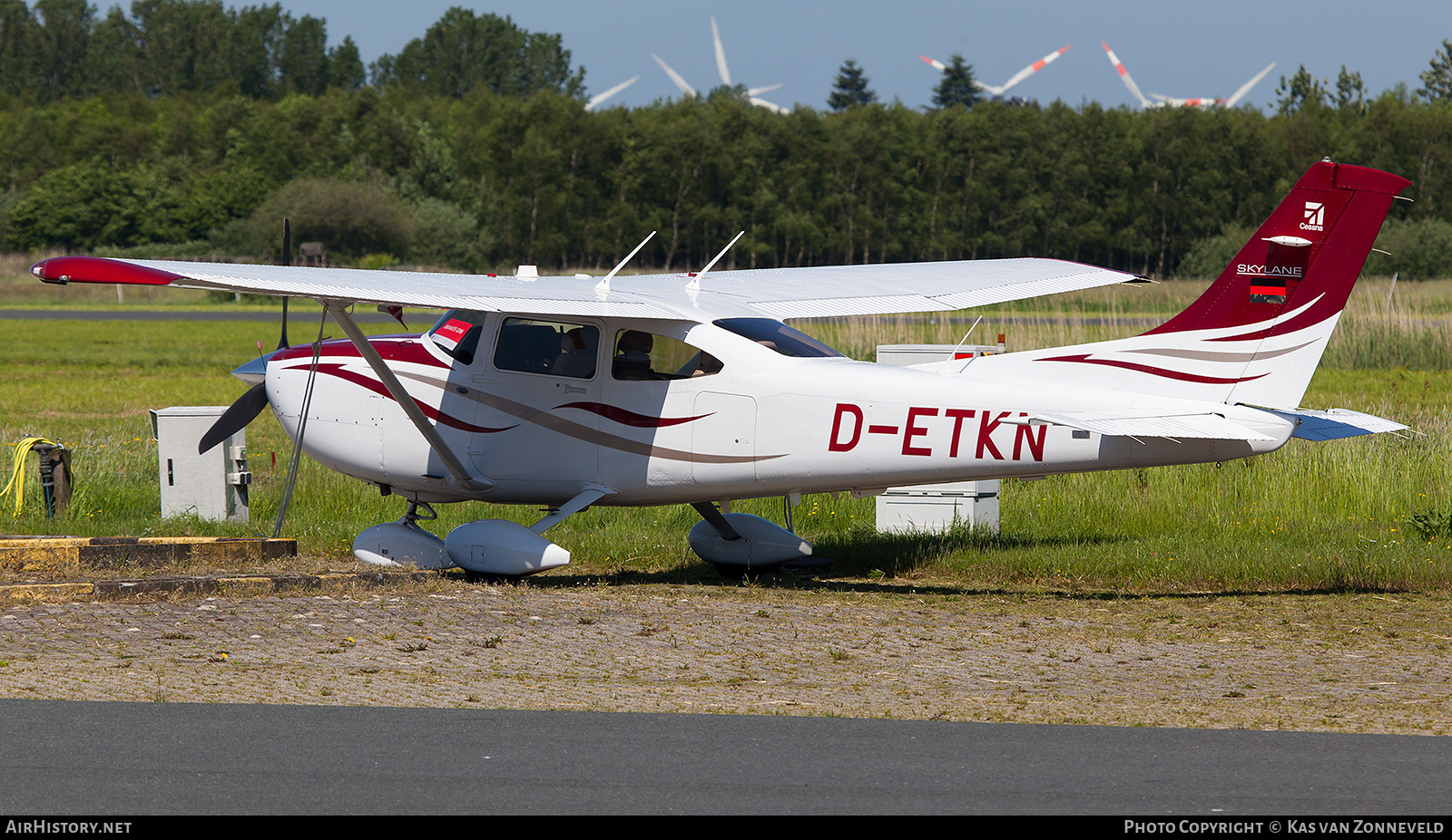 Aircraft Photo of D-ETKN | Cessna 182T Skylane | AirHistory.net #223183
