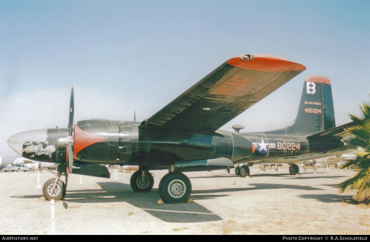 Aircraft Photo of 44-35224 / 435224 | Douglas B-26C Invader | USA - Air Force | AirHistory.net #223187