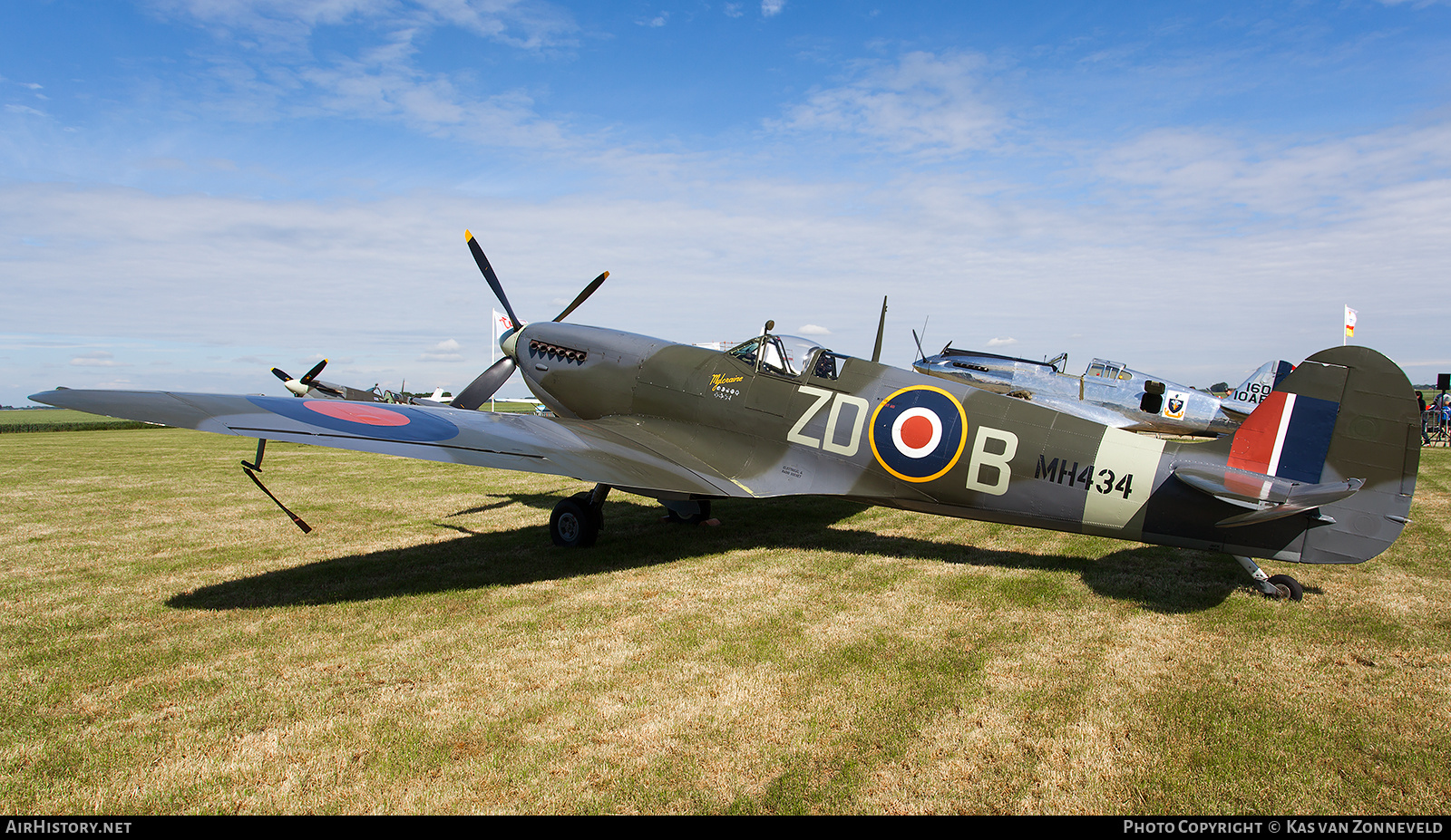 Aircraft Photo of G-ASJV / MH434 | Supermarine 361 Spitfire LF9B | UK - Air Force | AirHistory.net #223338