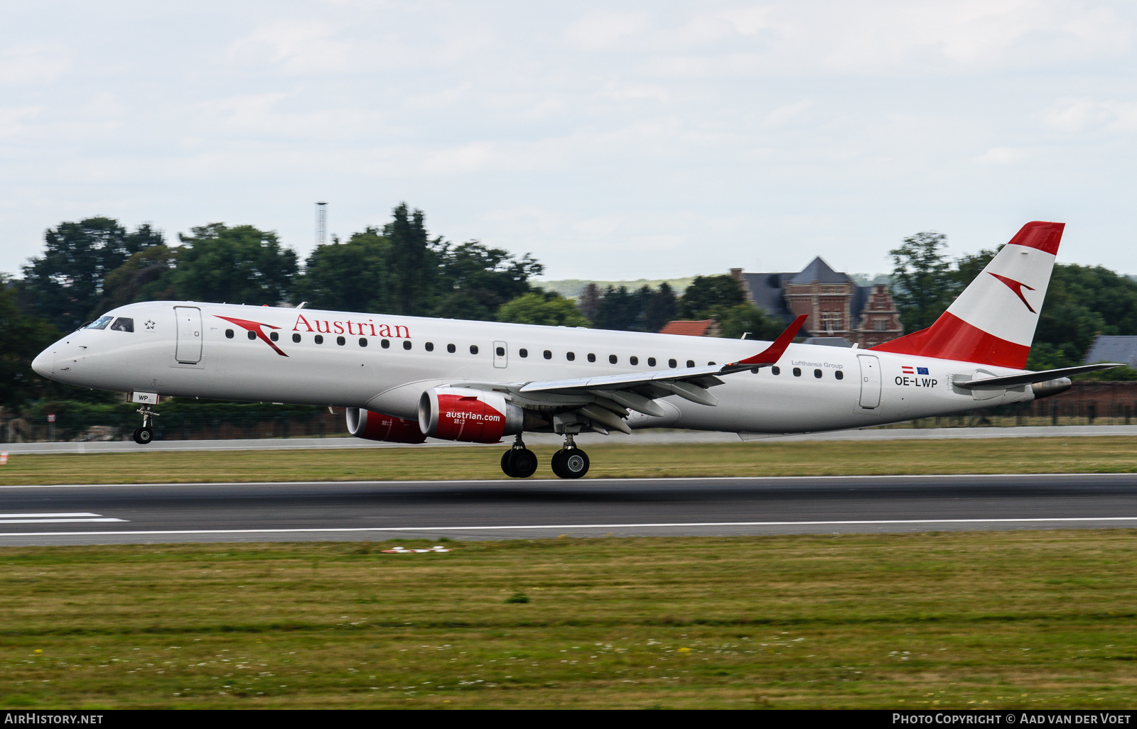 Aircraft Photo of OE-LWP | Embraer 195LR (ERJ-190-200LR) | Austrian Airlines | AirHistory.net #223377